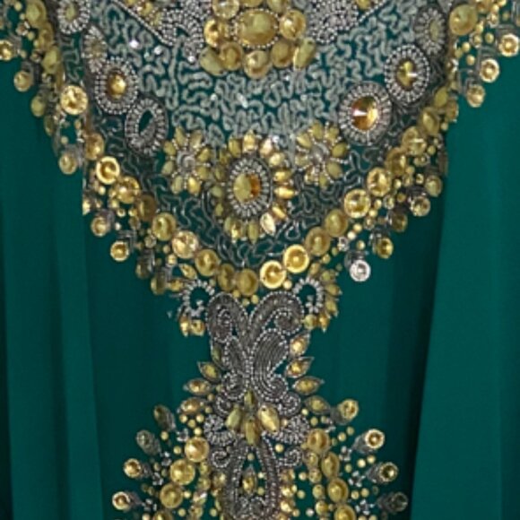 Long flowing ornate top - Picture 3 of 3